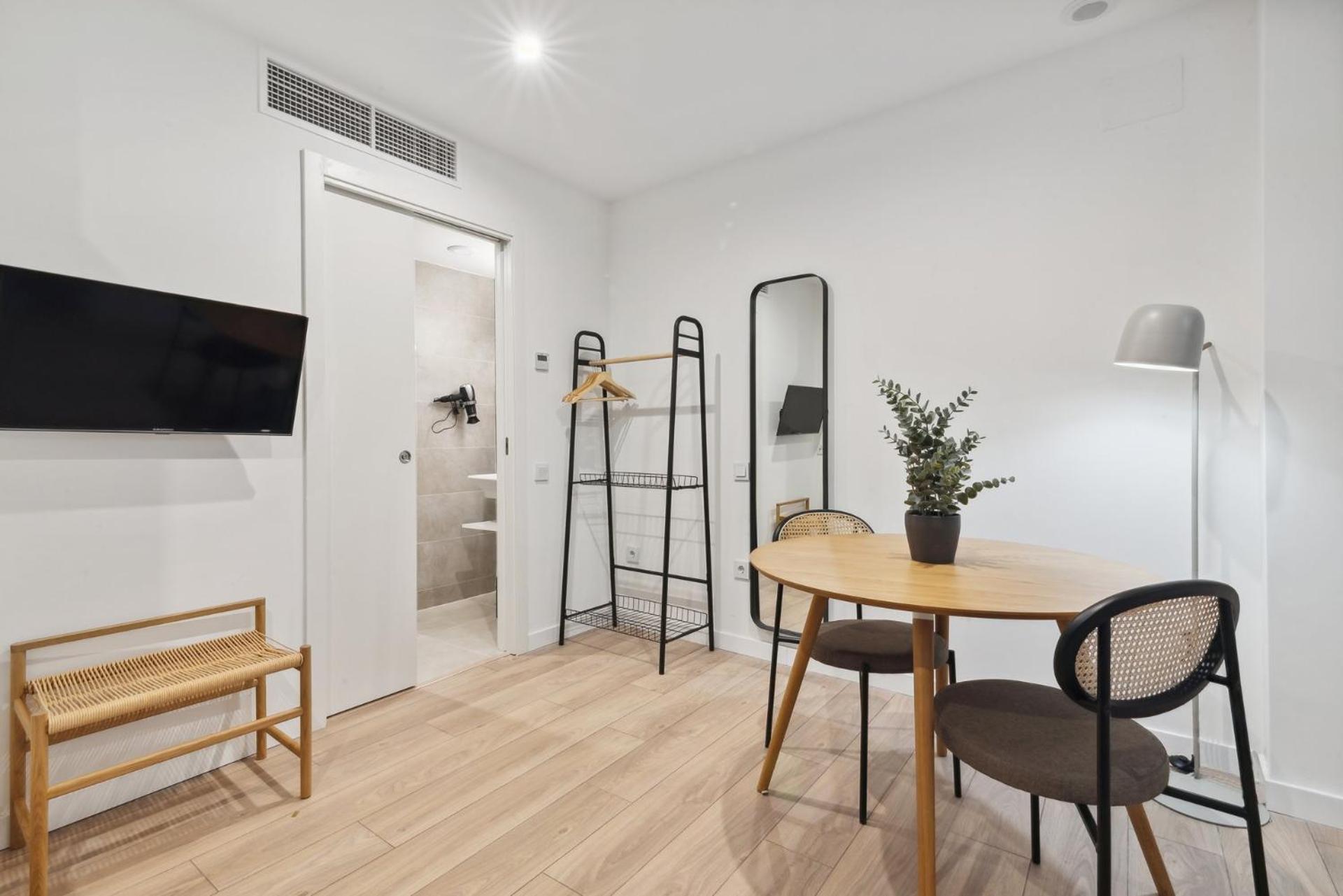 Limehome Valencia Carrer Del Pare Palau I Quer Rum bild