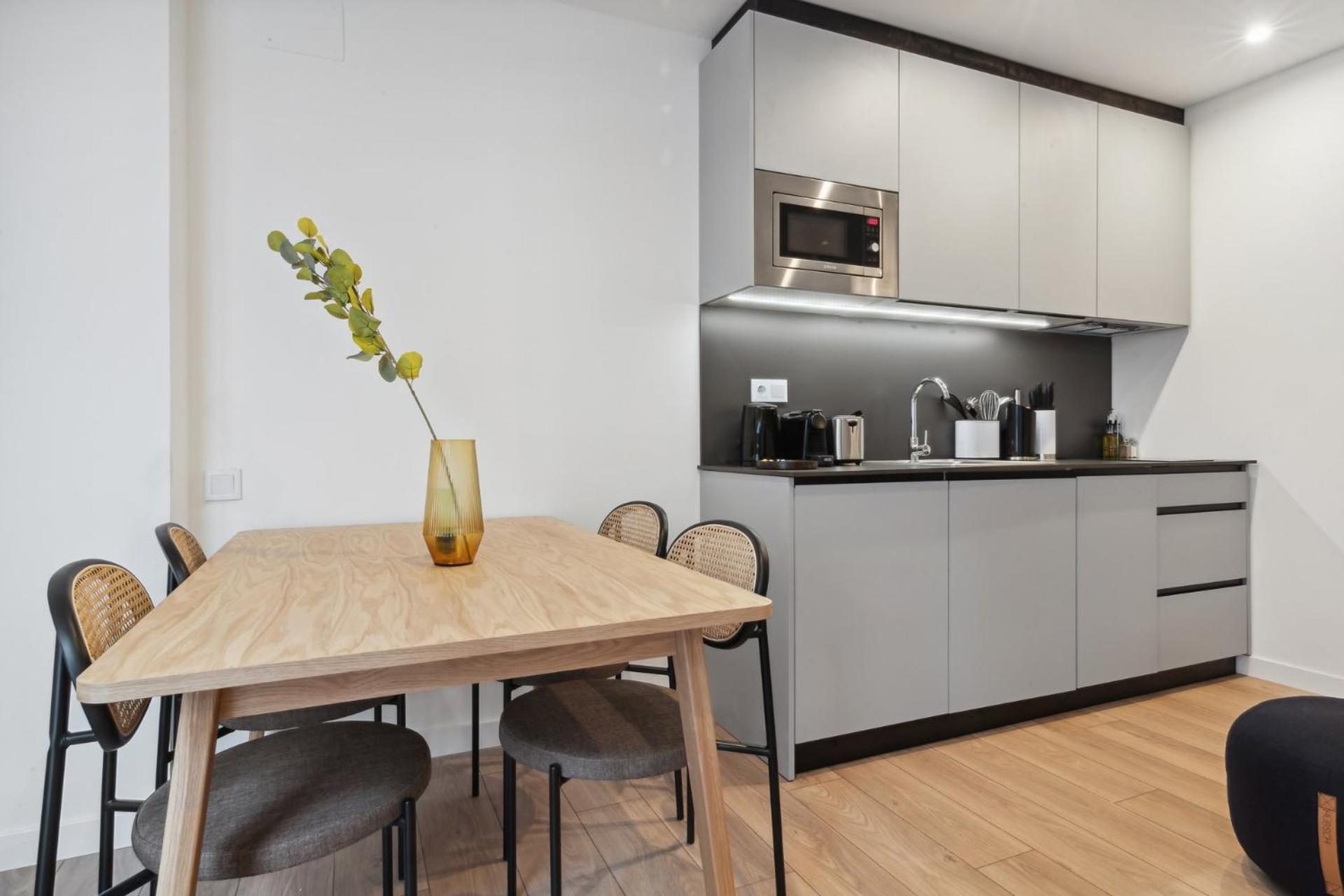 Limehome Valencia Carrer Del Pare Palau I Quer Rum bild